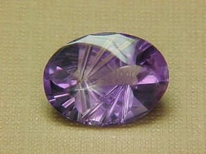Amethyst Oval Fantasy YingYang 16x12mm 6.52crts