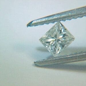 Diamond White Princess VS2 3x2.7mm 0.14crts