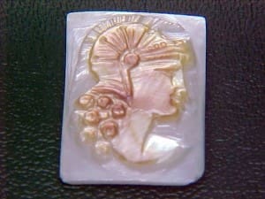 Cameo Shell 16×11.5mm 4.82crts