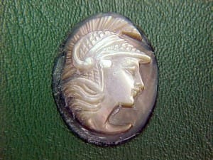 Cameo Shell 18×12.7mm 3.70crts