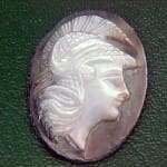 Cameo Shell 18x13mm 5.61crts