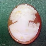 Cameo Shell 30.5x22.5mm 18.46crts