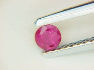 Ruby Round 4.5mm 0.60crts