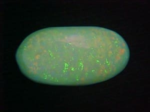 Opal Oval 17x8mm 3.22crts