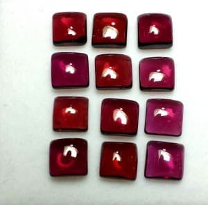 Garnet Cabochon Square 5mm (12 Pcs)