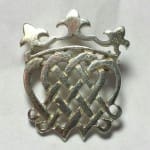 (T8) Estate European Heart Royal Crown Crest 925 Silver Pin