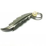 Modern White Pearl Long Feather 925 Silver Pin