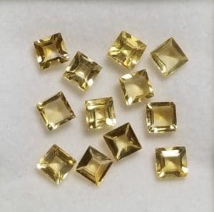 Citrine Square 4mm (12Pcs)