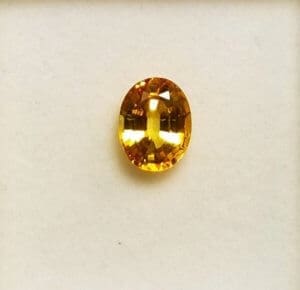 Sapphire Yellow Oval 9x7mm 2.39crts