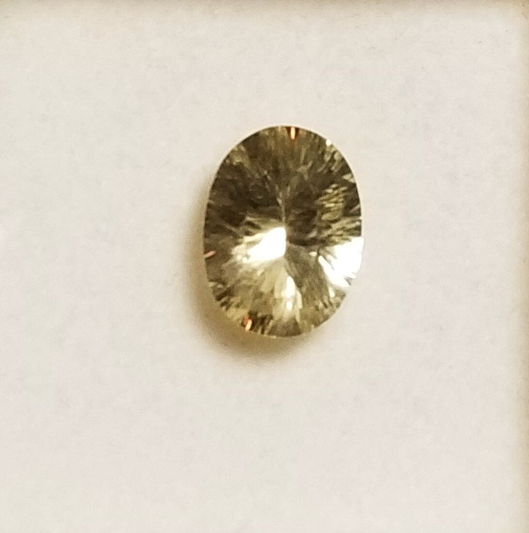 Sunstone Oval Vortex Golden 11X8mm 2.70crts