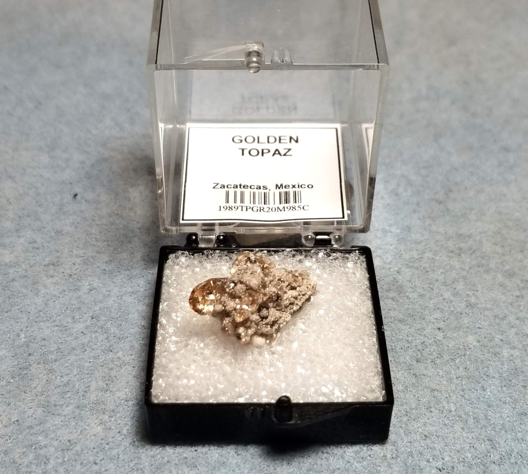 Topaz Golden Specimen 20x12mm 9.85Crts
