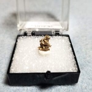 Silver Native Canada Specimen Thumbnail 10.6x6.8mm 0.37Grams