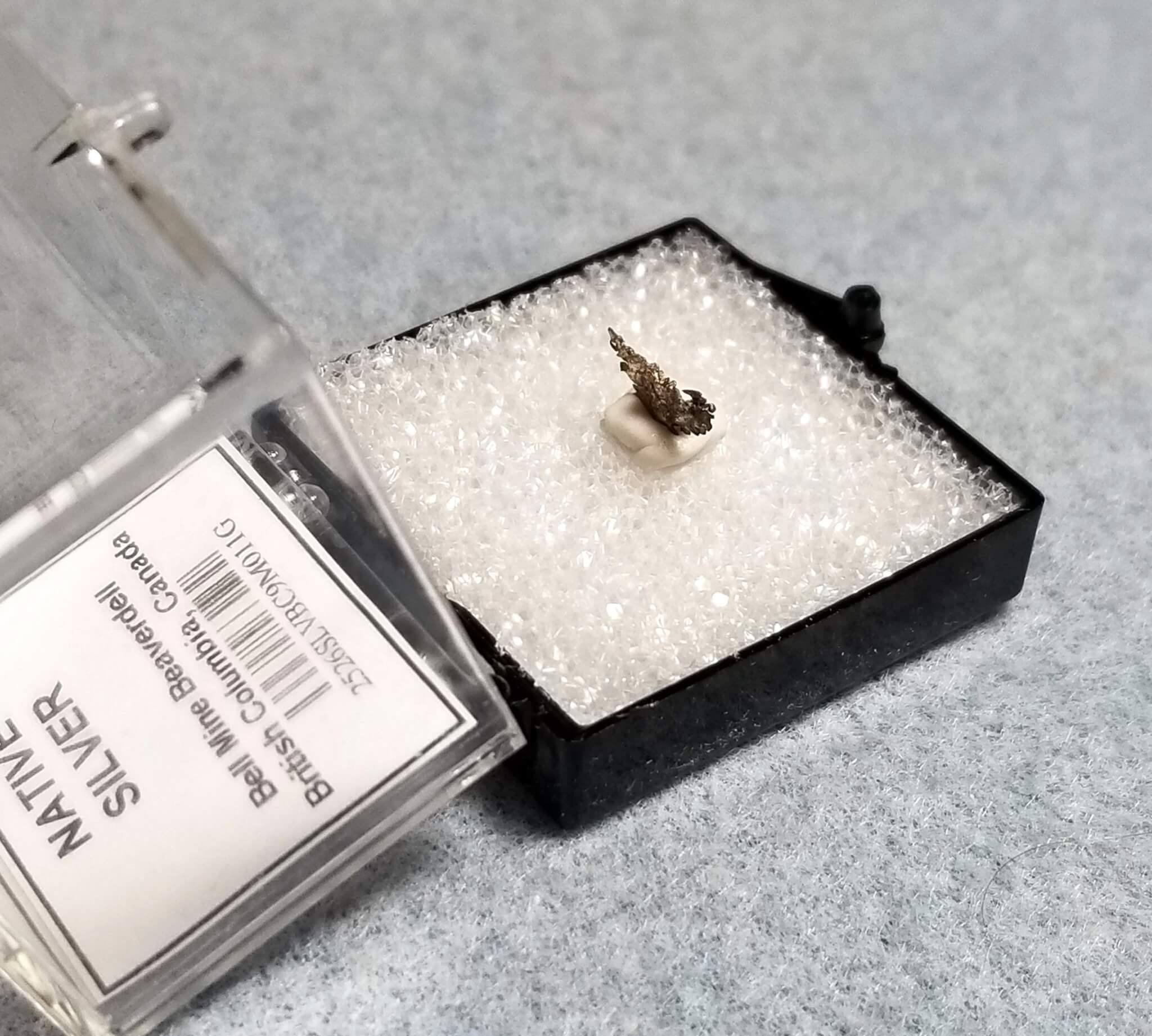 Silver Native Canada Specimen Thumbnail 9.4x6.8mm 0.11Grams - Image 5