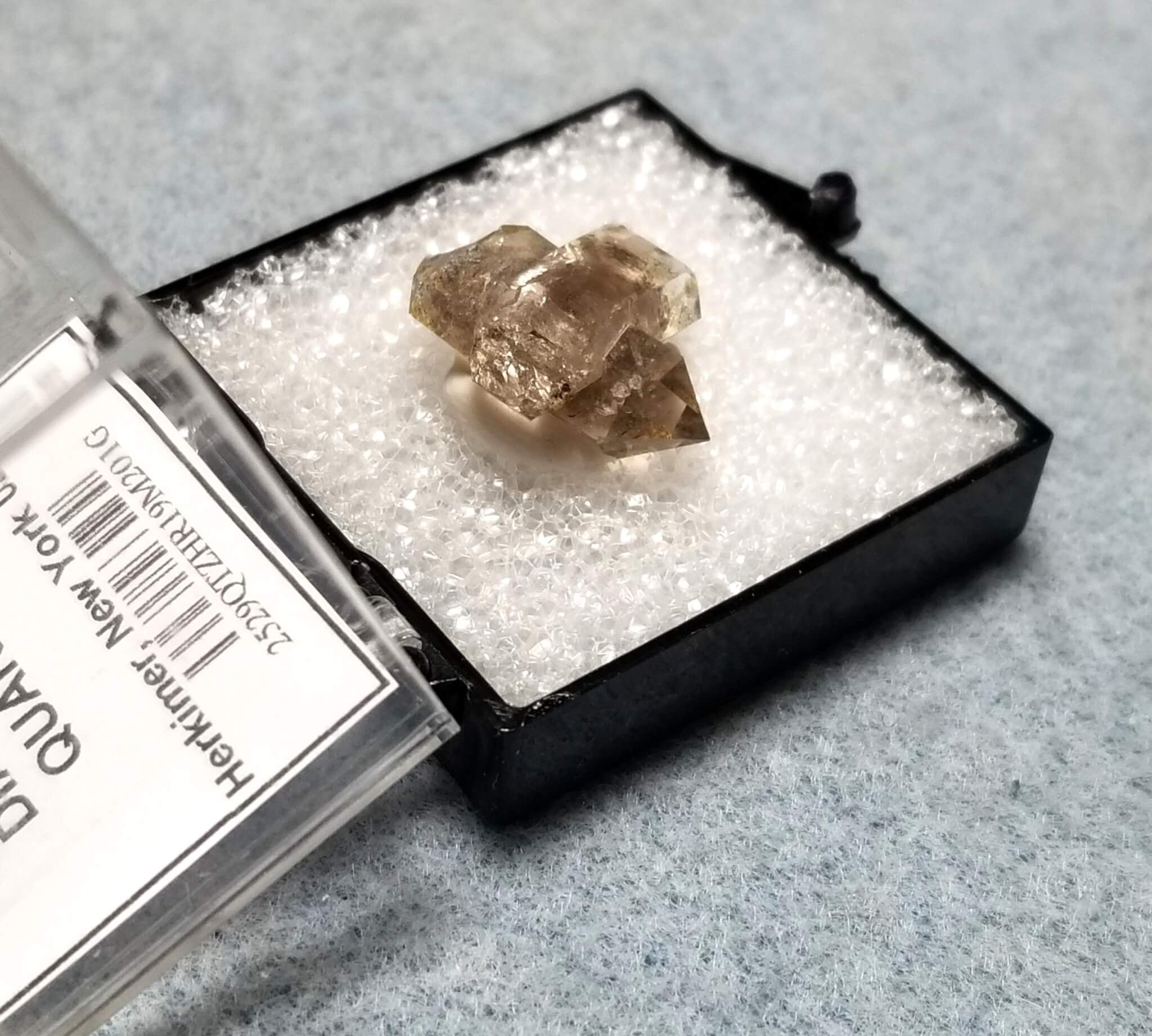 Quartz Herkimer Diamond Specimen Thumbnail 19x16mm 2.01Grams - Image 5