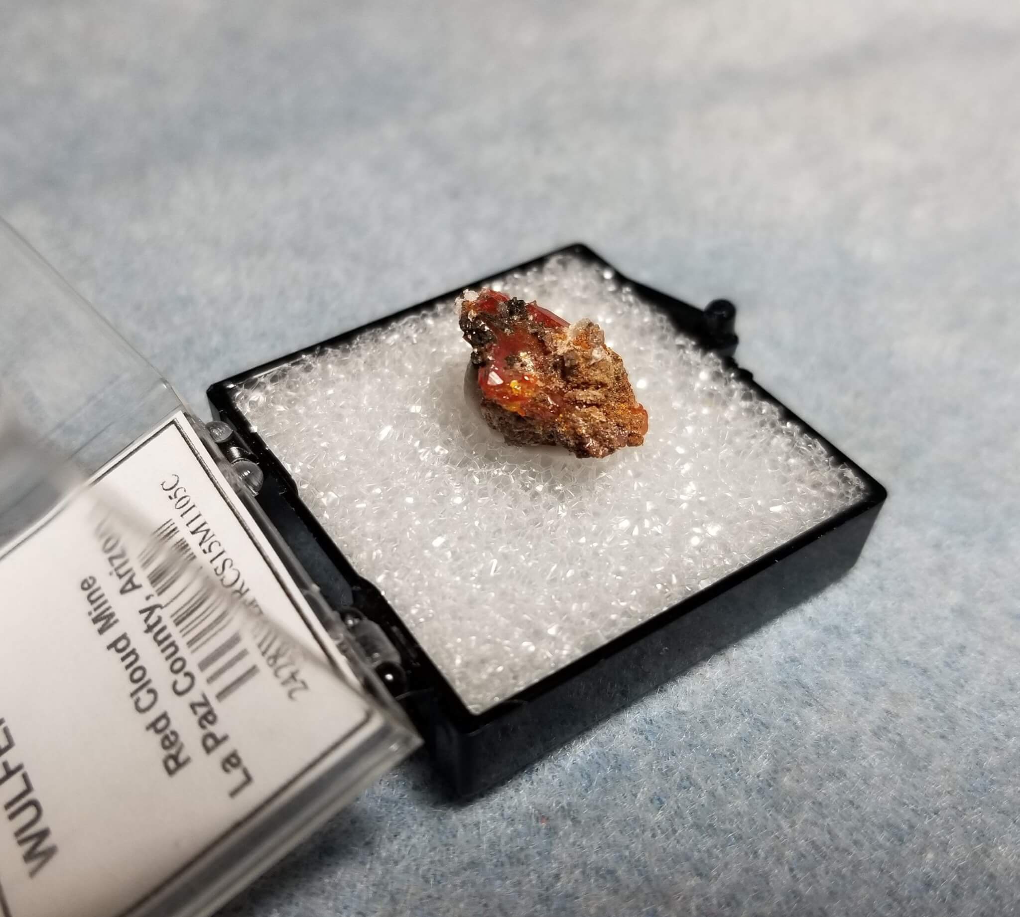 Wulfenite Specimen Thumbnail 15x13mm 11.05Crts - Image 5