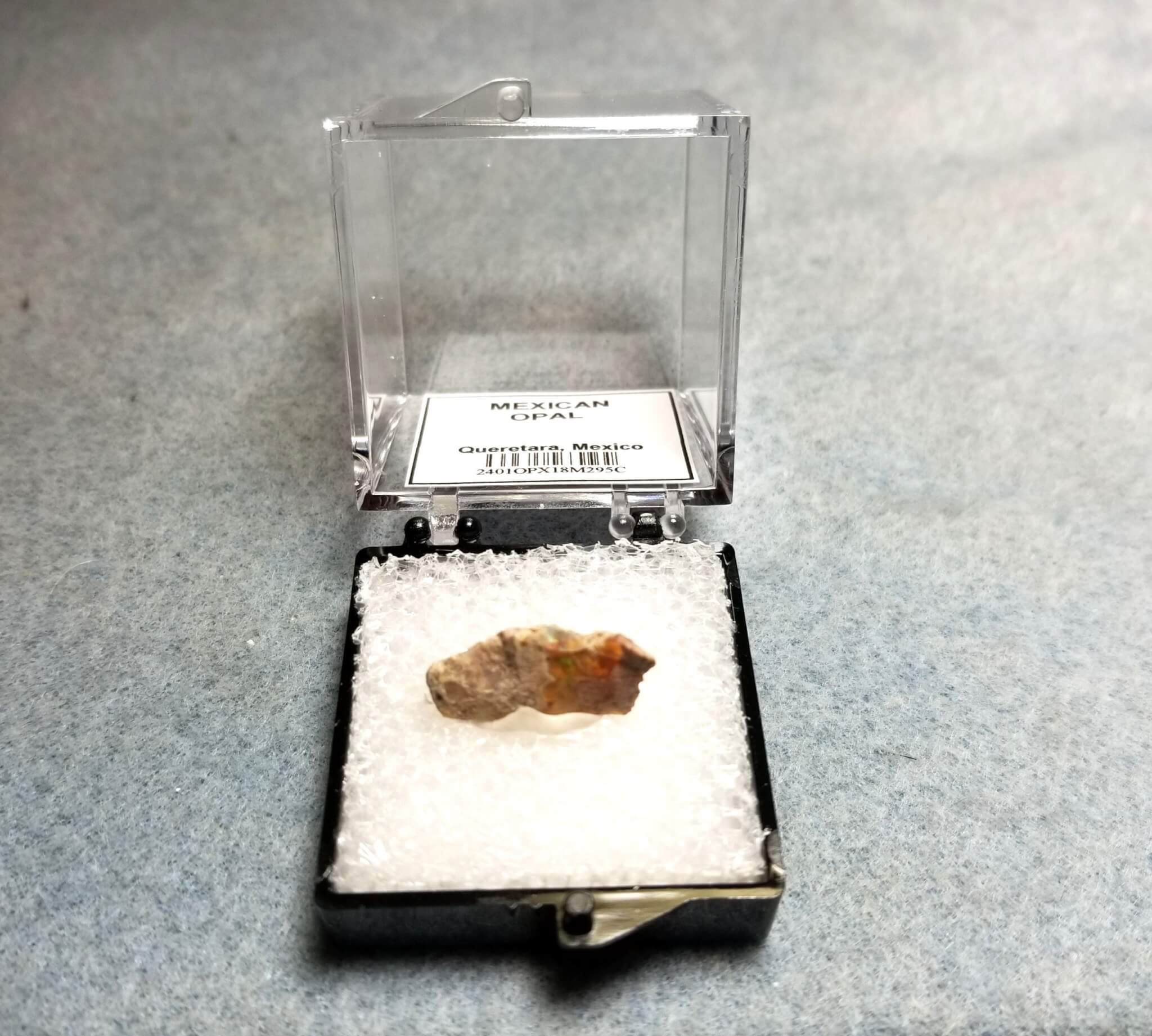 (E8) Opal Mexican Contraluz Specimen Thumbnail 18x8mm 2.95Crts - Image 2