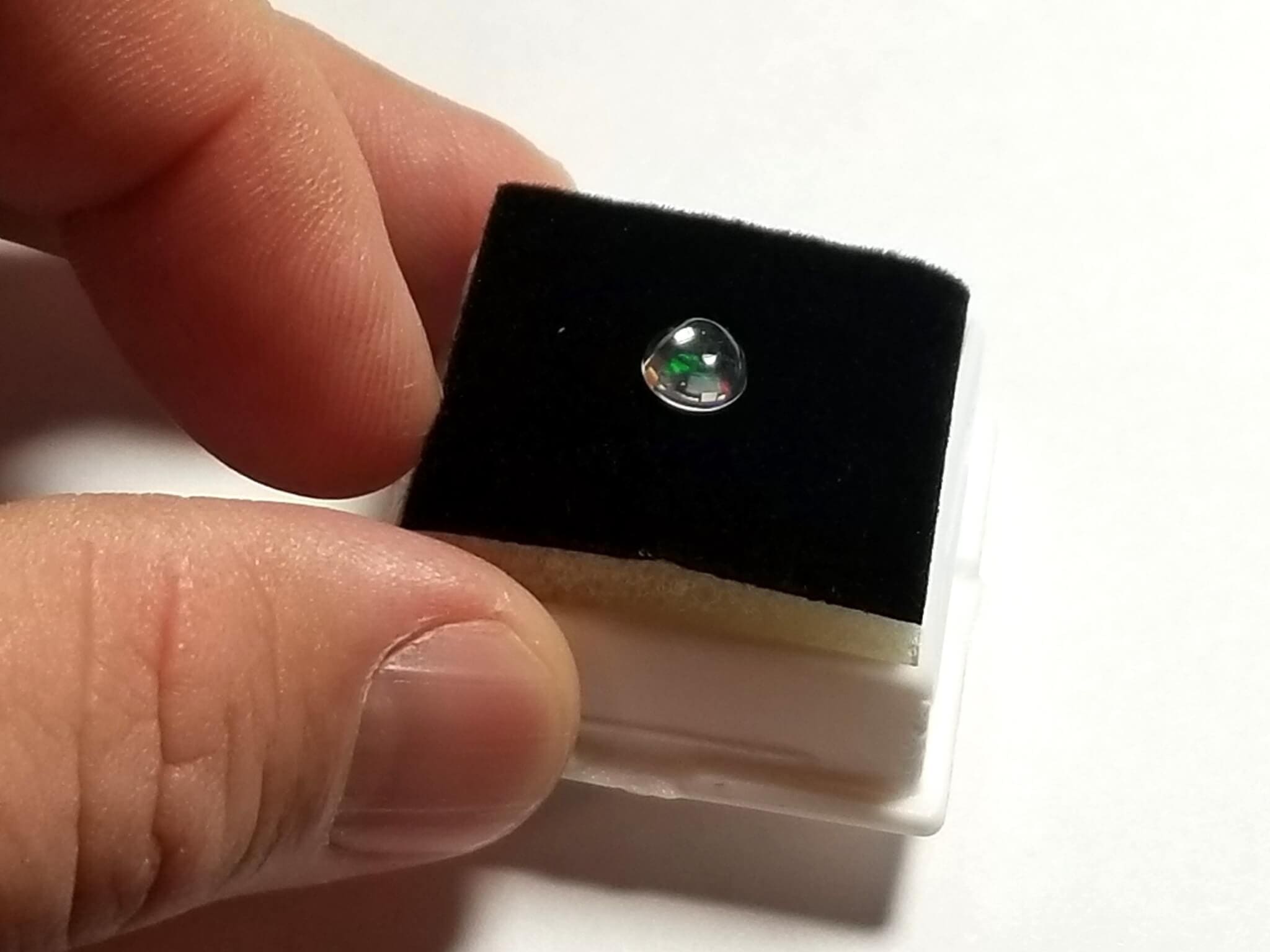 Opal Mexican Oval Cabochon 7.3x6.3mm 0.76crts - Image 3