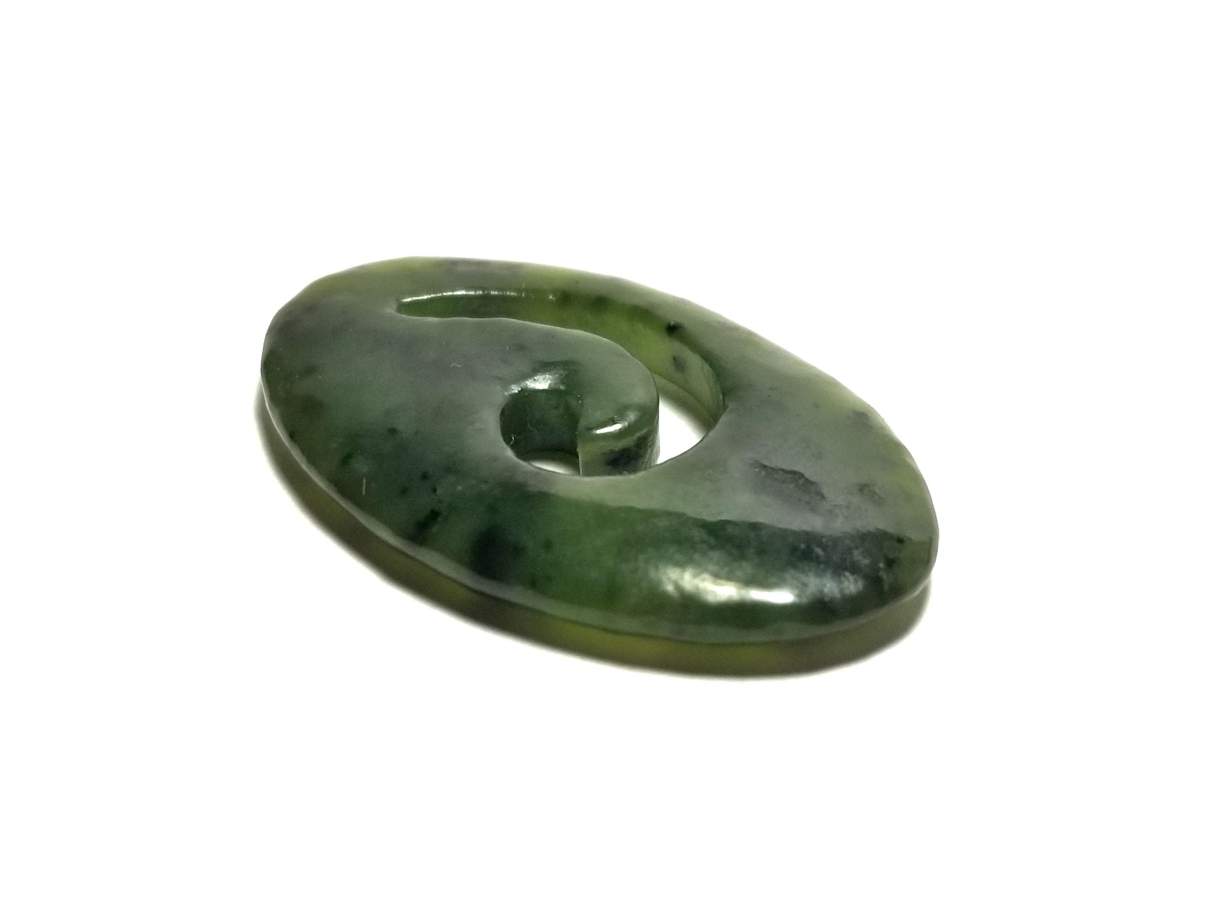Jade Applegate (Bowenite) Oval Carved Wave 42x25mm 38.25crts - Image 3