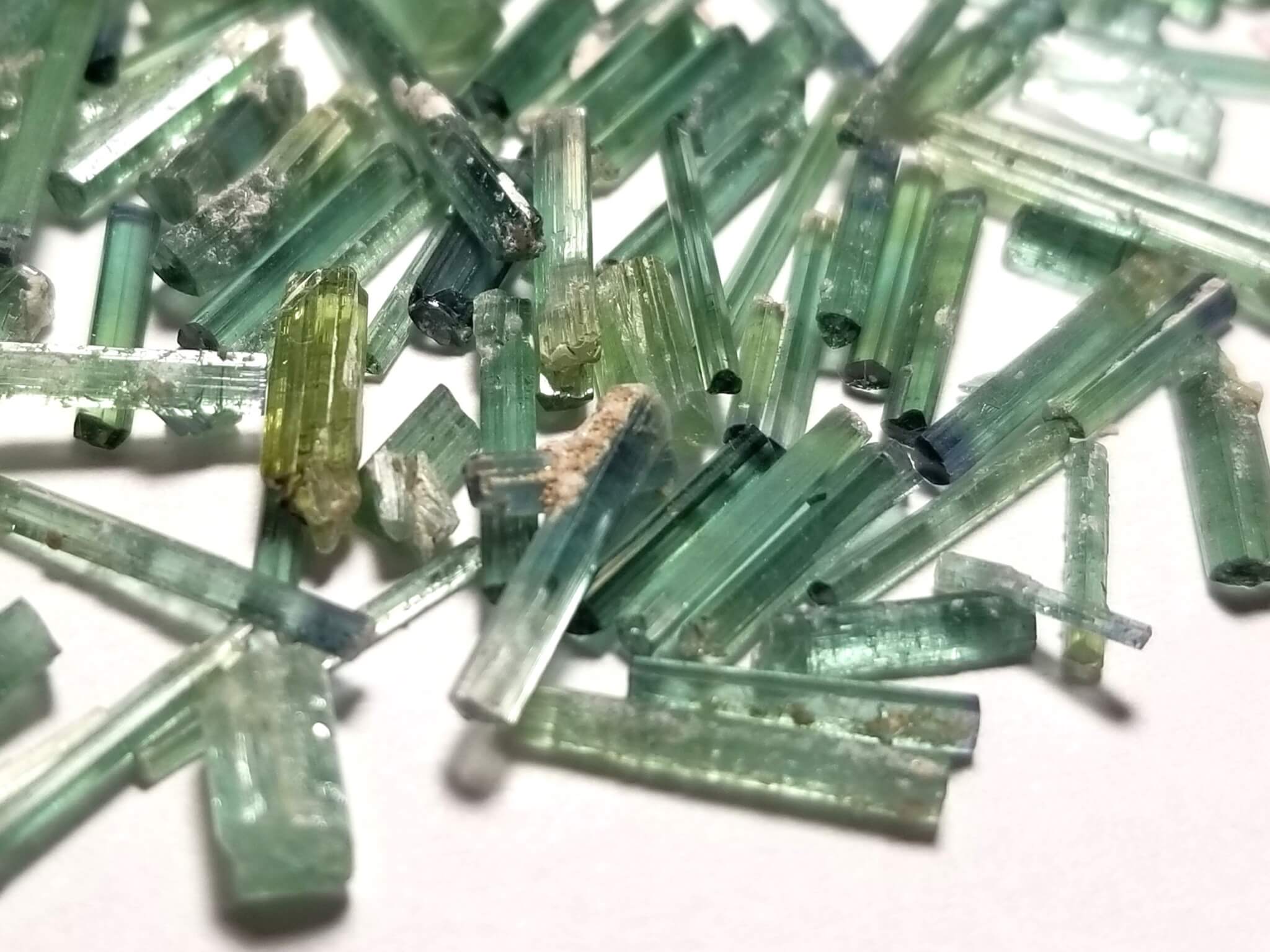 Tourmaline Green Rough Specimen (Needles) 20x2-4x2mm (100+Pcs) - Image 3