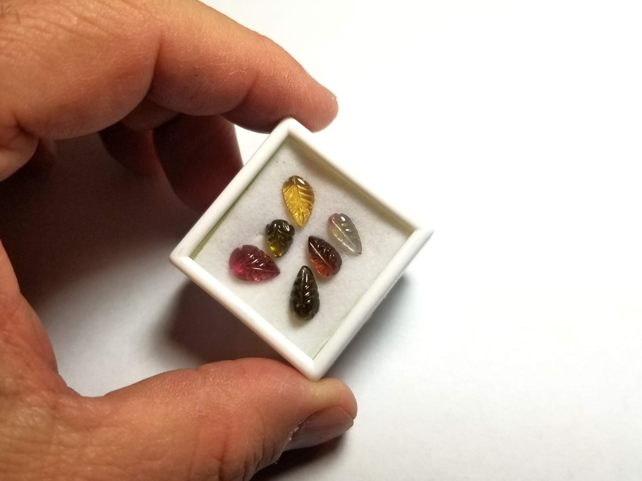 Tourmaline Mixed Color Leaf Carvings 10x6-7x6mm 7.84Ctw (6Pcs) - Image 3