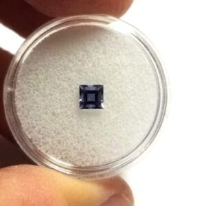 (A6) Iolite Square 5mm 0.42crts