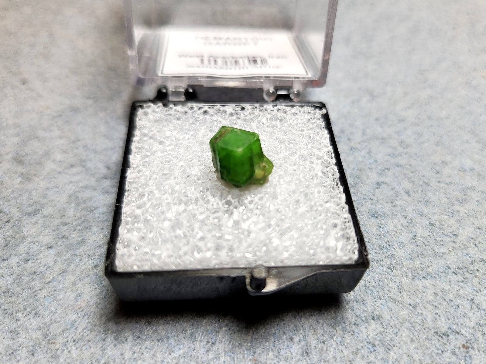 (L3) Garnet Demantoid (Irannn) Specimen Thumbnail 9.6mm x 8.5mm #510