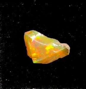 Opal Ethiopian Rough 16x10mm 2.83crts