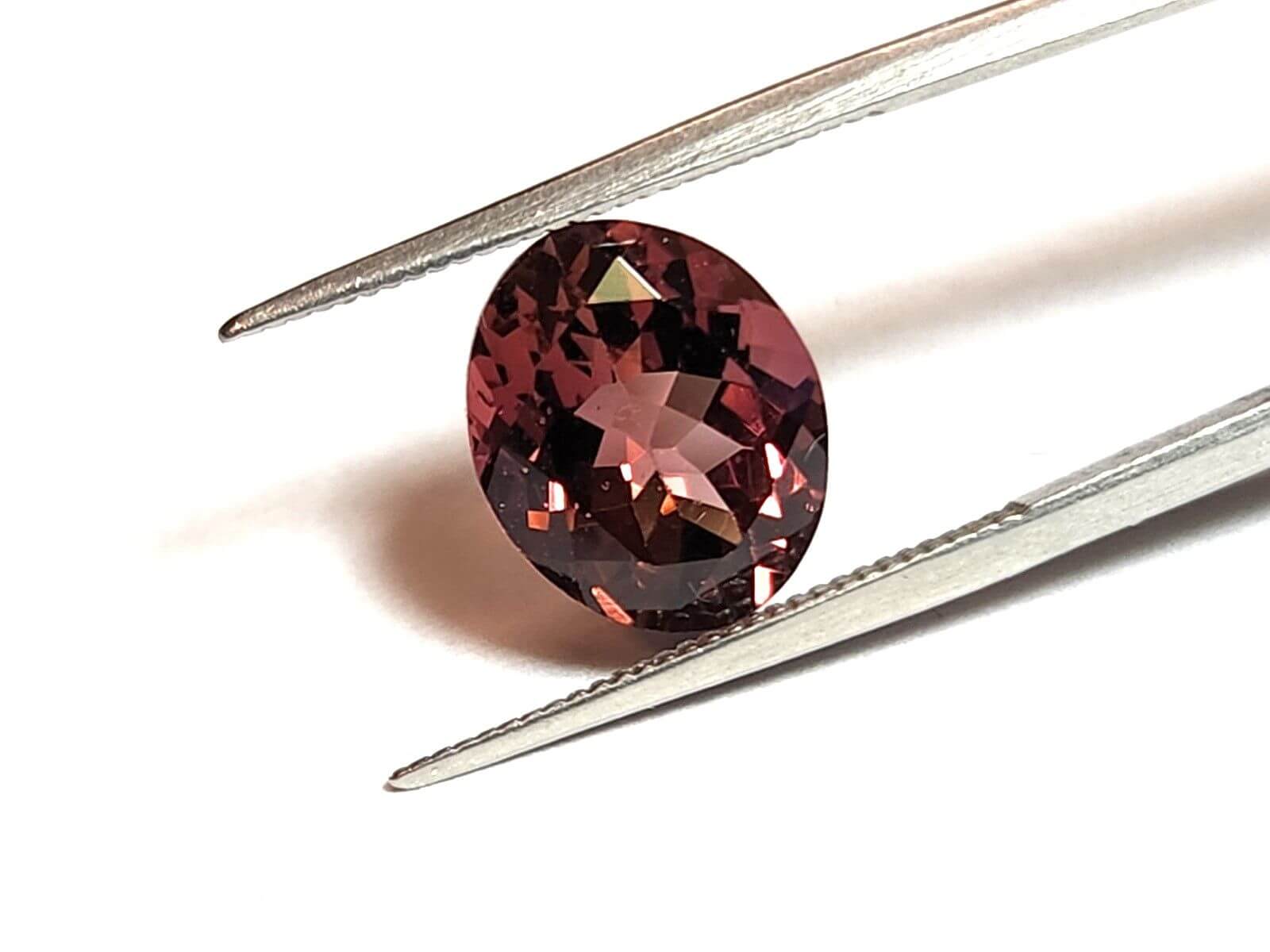 Tourmaline Cranberry Oval 10.75x9mm 3.39Crts - Image 4