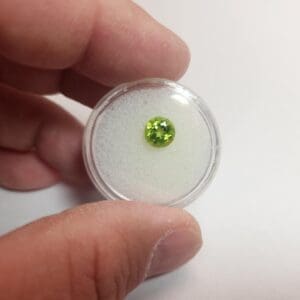 (A8) Peridot Round 7mm 1.38Crts