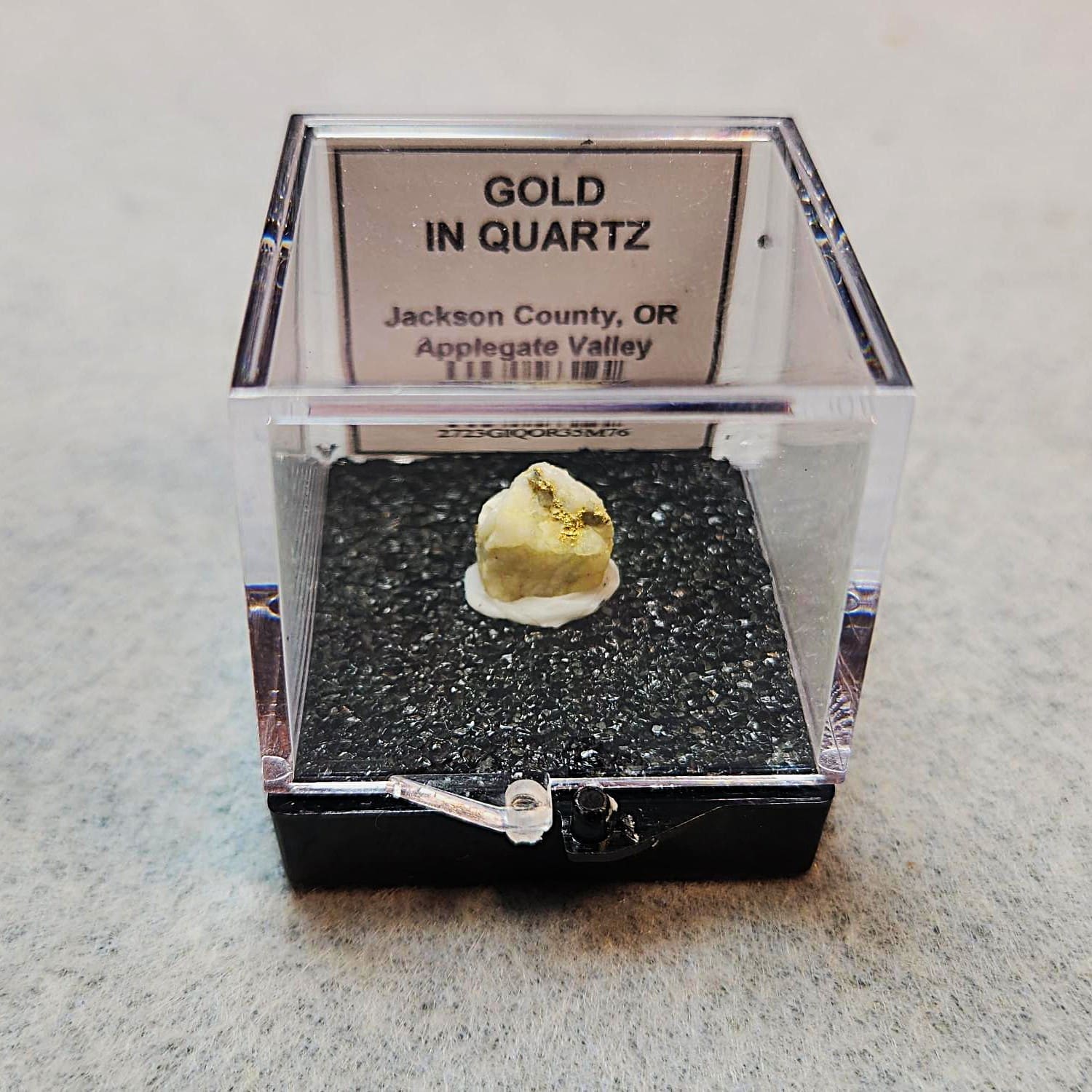 Gold In Quartz Oregon Specimen Thumbnail 12x9mm #76 - Image 6