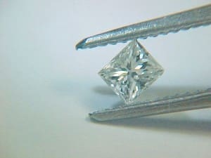 Diamond White Princess VS2 3×2.7mm 0.14crts