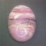 Opal Peruvian Pink Oval 30x23mm 40crts
