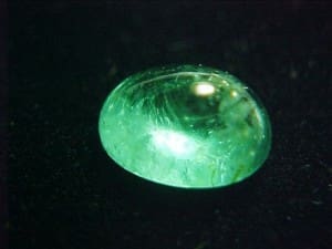 Emerald Oval Cabochon 7×5.5mm 1.01crts