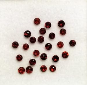 Garnet Round 2mm (24Pcs)